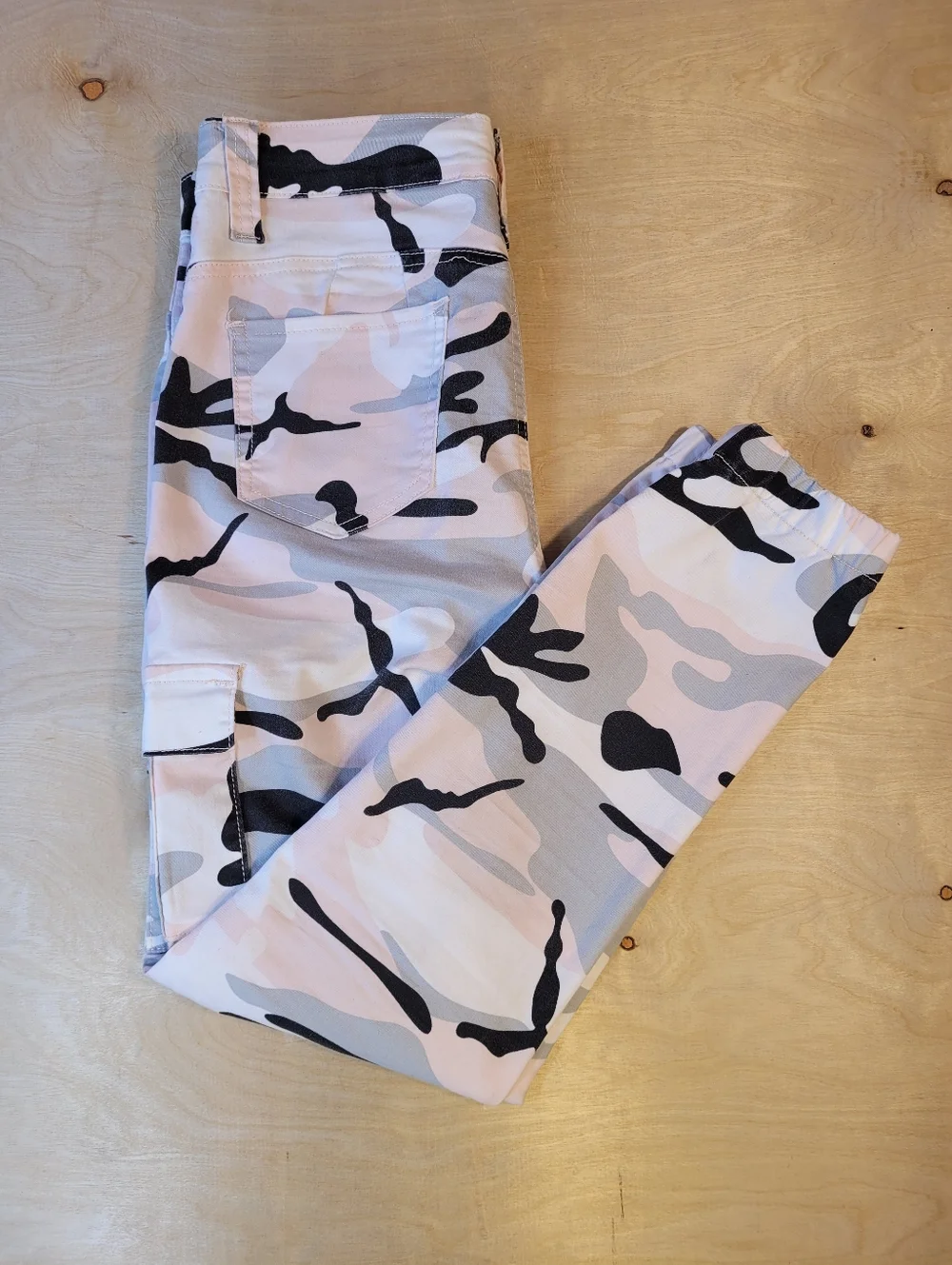 VIP Pink Camouflage Cargo Pants Featuring Elastic Ankles - Picture 3 of 7